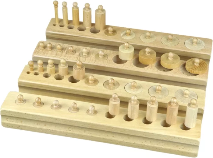 Cilindri con pomelli in legno di faggio Moyo Montessori
