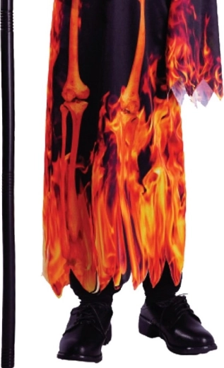 Orlo drammatico e taglio confortevole