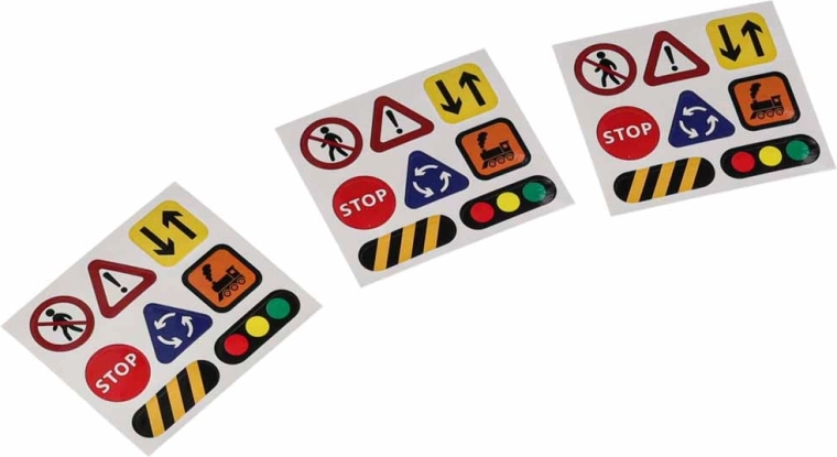 Segnali e adesivi per un gioco realistico