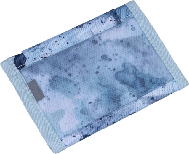 Resistente materiale riciclato
