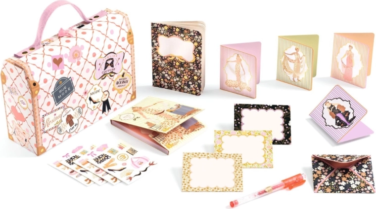 Ricco set per scrivere e decorare