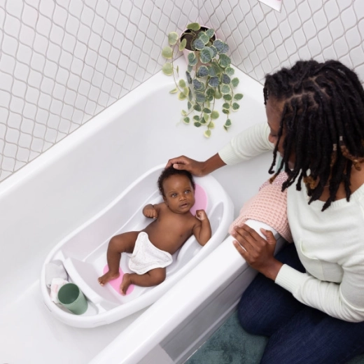 Vassoio per i genitori e pulizia facilitata