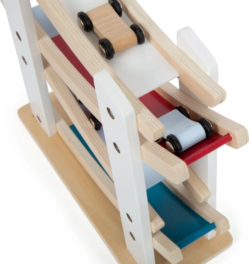 Quattro macchinine colorate incluse