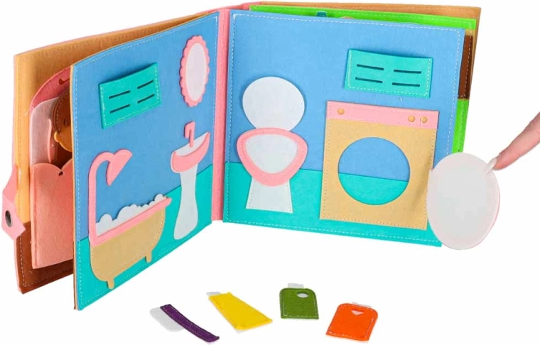 Bagno con sportelli apribili e accessori