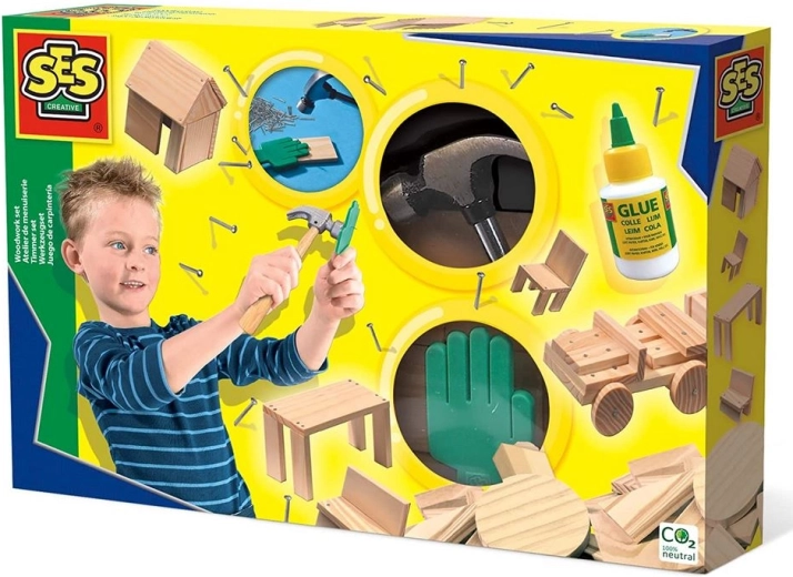 Vero assortimento di attrezzi e pezzi in legno in un’unica confezione