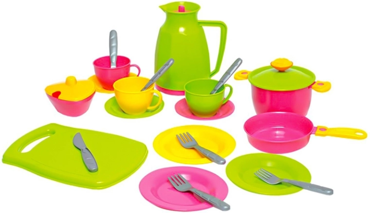 Dotazione completa da 24 pezzi per un gioco realistico