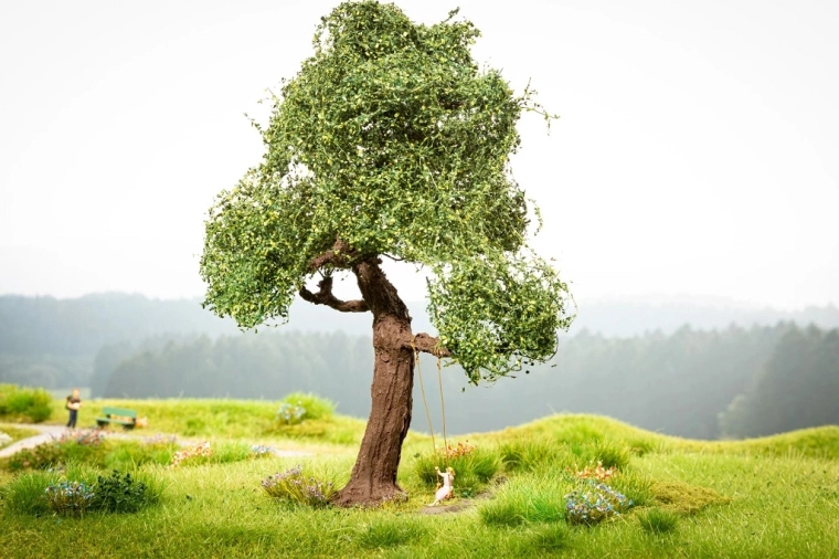 Noch Micro Motion albero con altalena