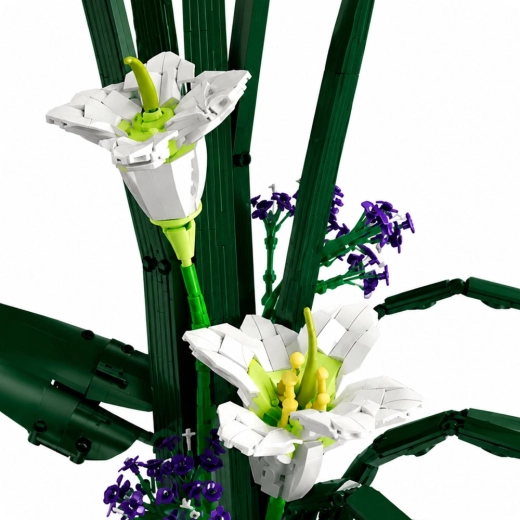 Gigli realistici come decorazione di design