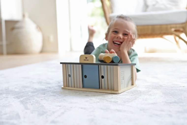 Ideale per giocare con le macchinine e il role-play