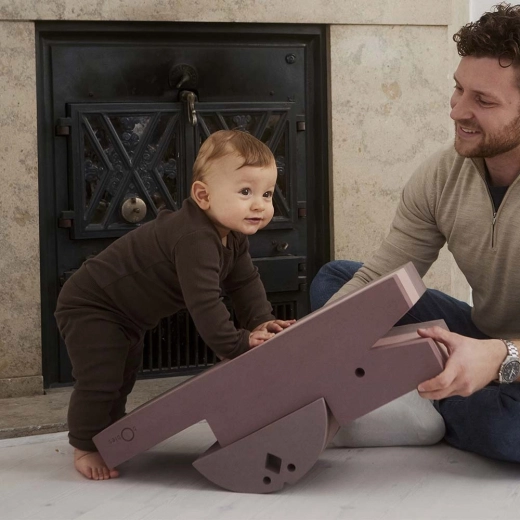 Gioco di equilibrio che cresce con il bambino