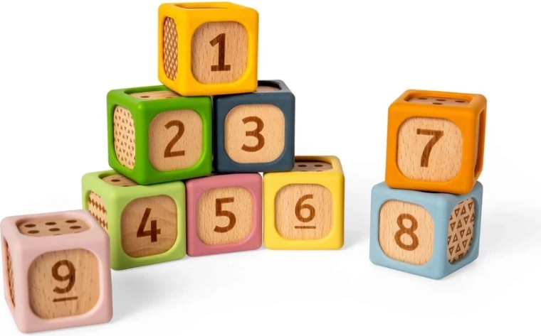 Bigjigs Toys cubi di smistamento in legno e silicone (9 pz)