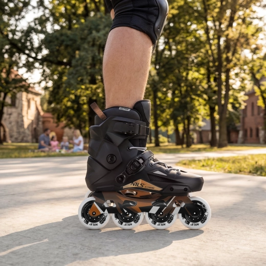 Scorrevolezza veloce e fluida con ABEC-9 e PU 85A