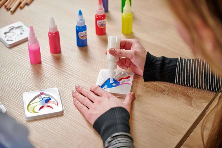 Riempimento facile degli stampi e dosaggio preciso