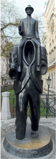 Motivo del monumento a Franz Kafka in formato panoramico