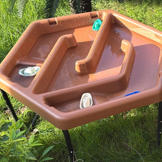 Labirinto d’acqua per imparare giocando