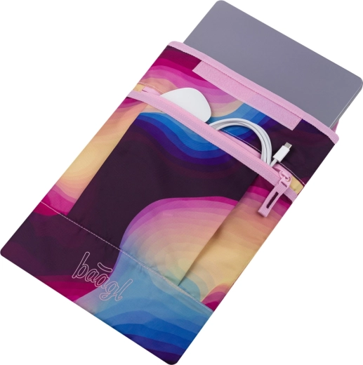 Pratica tasca frontale per accessori