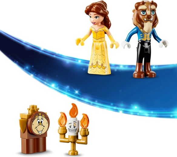 4 personaggi e accessori magici