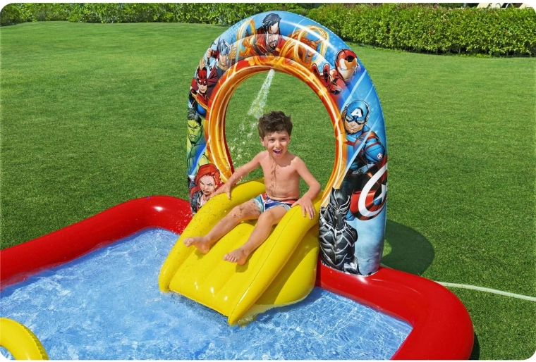 Fontana d’acqua dall’arco