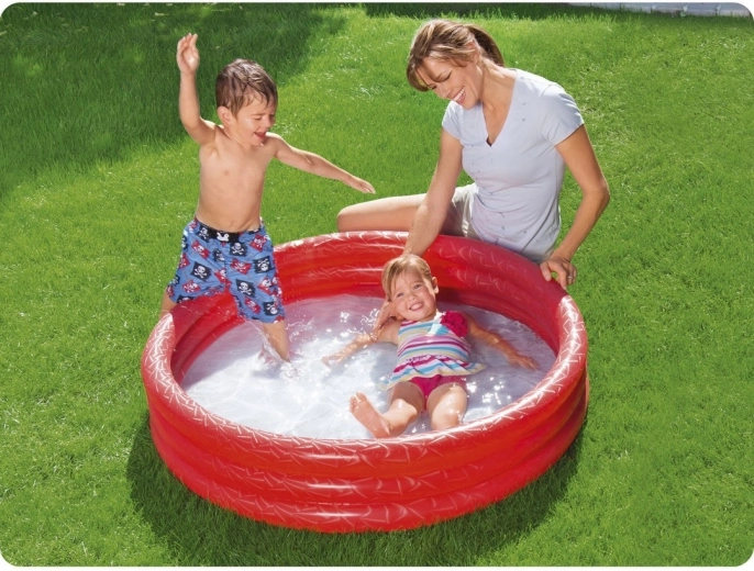 Divertimento in giardino in un attimo