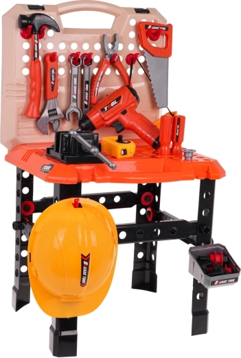 Laboratorio per bambini con attrezzi