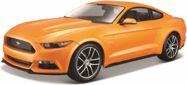 Modello da collezione Ford Mustang GT 2015 in arancione 1:24