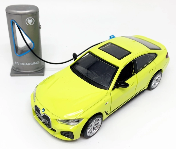 Modello in metallo BMW I4 M50 in scala 1:34