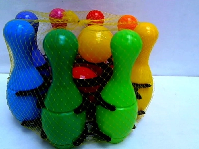 Mini birilli nel cestino