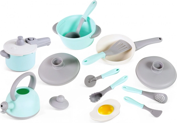 Set da cucina con stoviglie