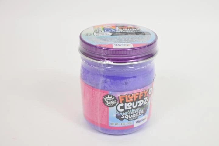 Wecool Fluffy Cloudz pasta modellabile soffice e gonfia al profumo d’uva