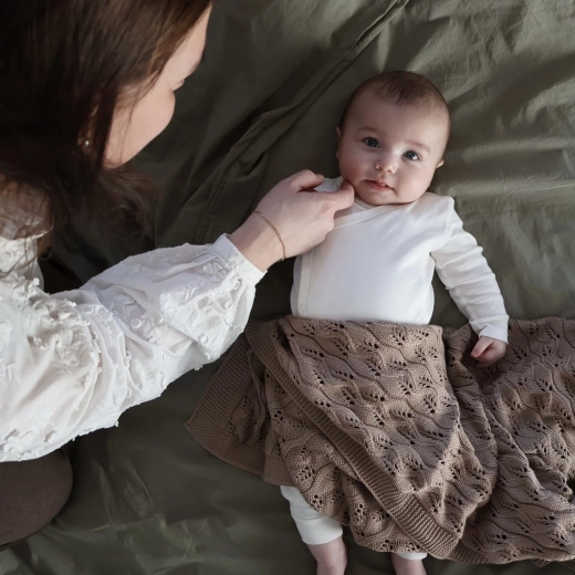 Vinter & Bloom coperta in cotone biologico Moment taupe brown