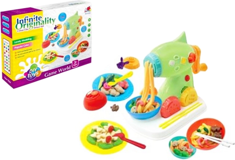 Pasta modellabile con accessori e macchinetta