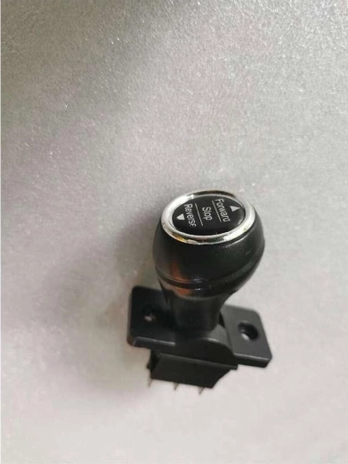 Leva del cambio per auto elettrica per bambini Audi Q8 (avanti/retromarcia) - 1 pezzo