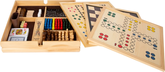Small foot set di 20 giochi classici in cofanetto di legno
