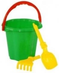 Set per la sabbia con secchiello, paletta e rastrello