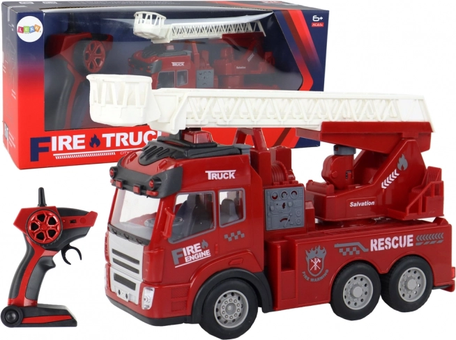 Veicolo dei pompieri di soccorso con telecomando