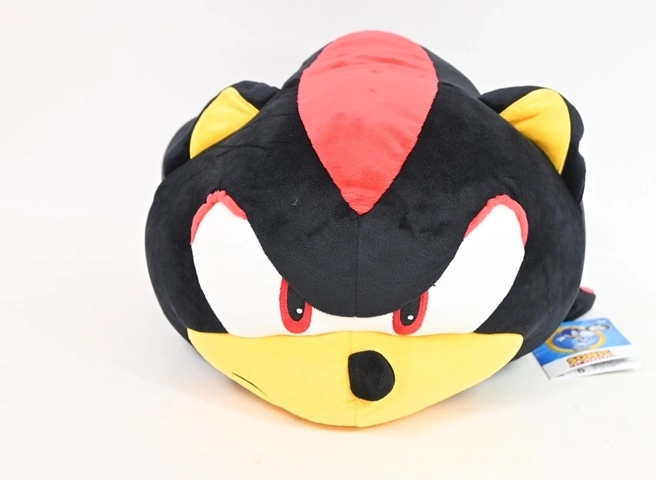 Peluche TOMY Mocchi-Mocchi di Shadow da Sonic the Hedgehog