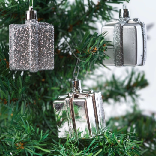 Set di decorazioni natalizie a forma di regalo color argento 4,5 cm 6 pezzi