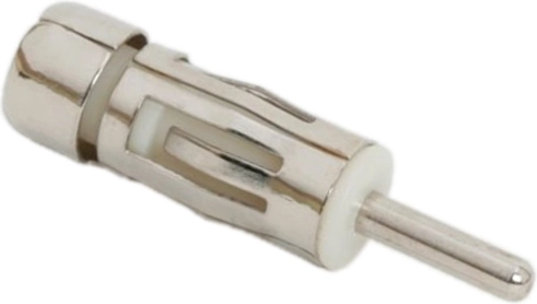 Adattatore per antenna automobilistica