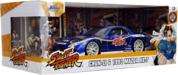 Modello auto Mazda RX-7 1993 1:24 con figurina Street Fighter Chun-Li