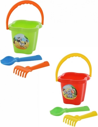 Set da sabbia con secchiello, paletta e rastrello