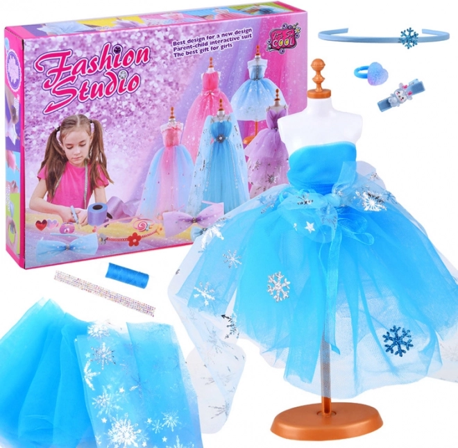 Set creativo per piccole stiliste