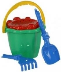 Set da sabbia con secchiello, setaccio e attrezzi