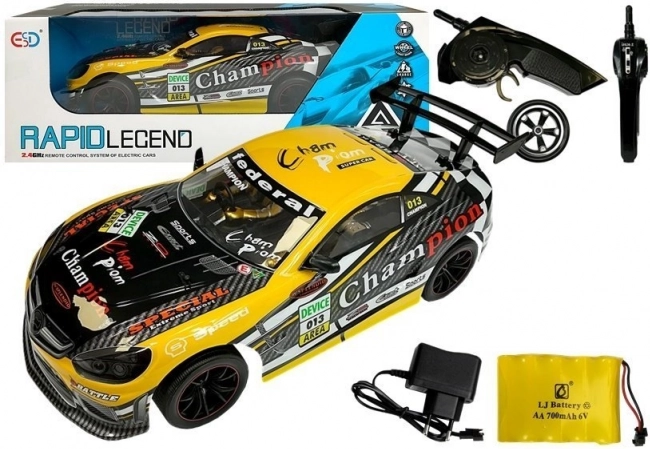 Auto sportivo radiocomandato 2,4 GHz – gialla