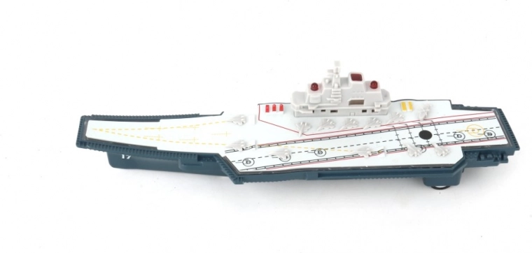 Portaerei Interattiva con effetti di luce e suono