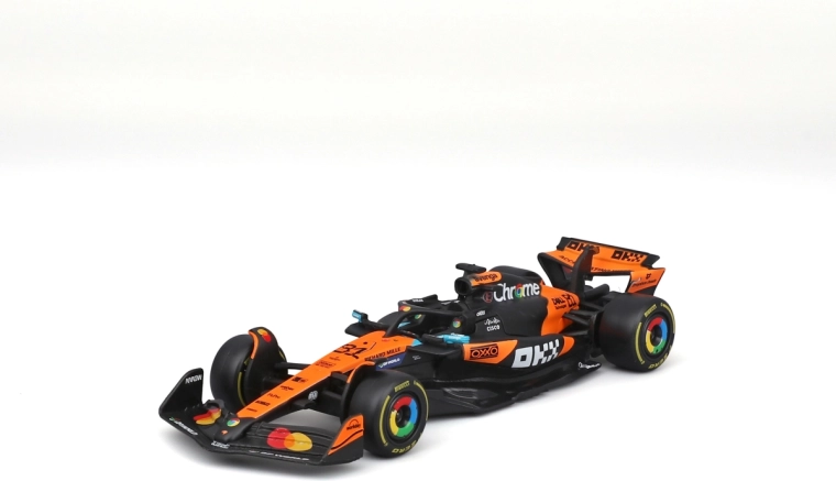 Modello Bburago Formula 1 McLaren MCL39 2025 Oscar Piastri 81 1:43