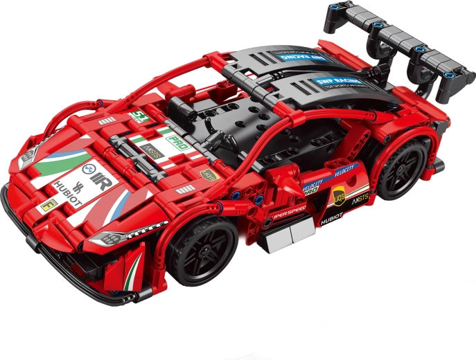 Costruzione di un'auto RC rossa radiocomandata
