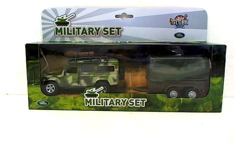Land Rover militare con rimorchio