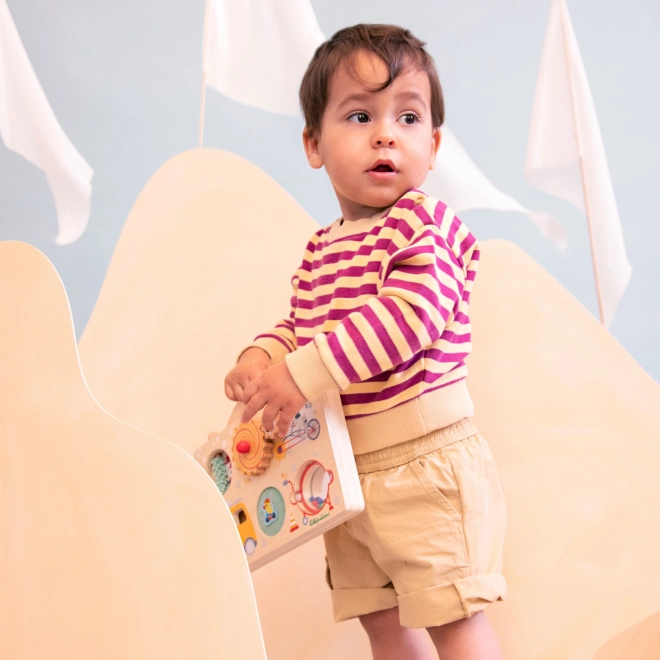 Pannello in legno con attività avventure in viaggio