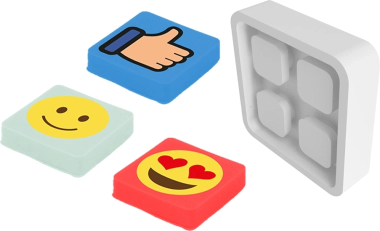 Pixie Crew distintivo riflettente emoji