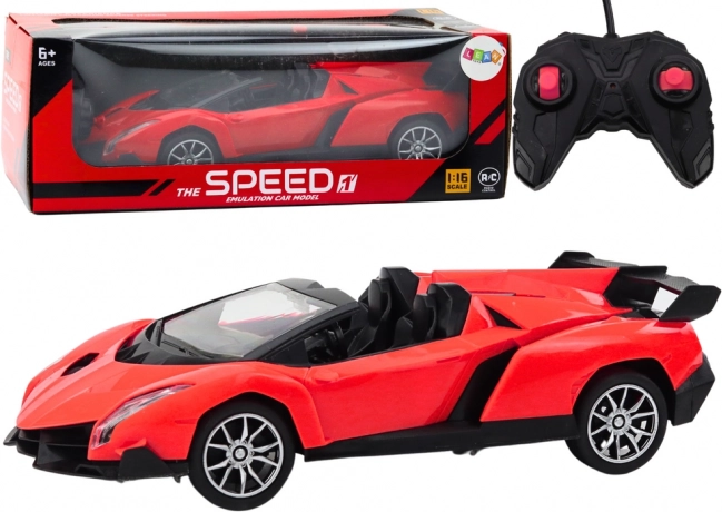 Divertimento sportivo con auto RC 1:16, rosso